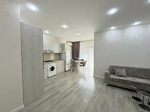 Satılır 2 otaqlı mənzil 53 m²