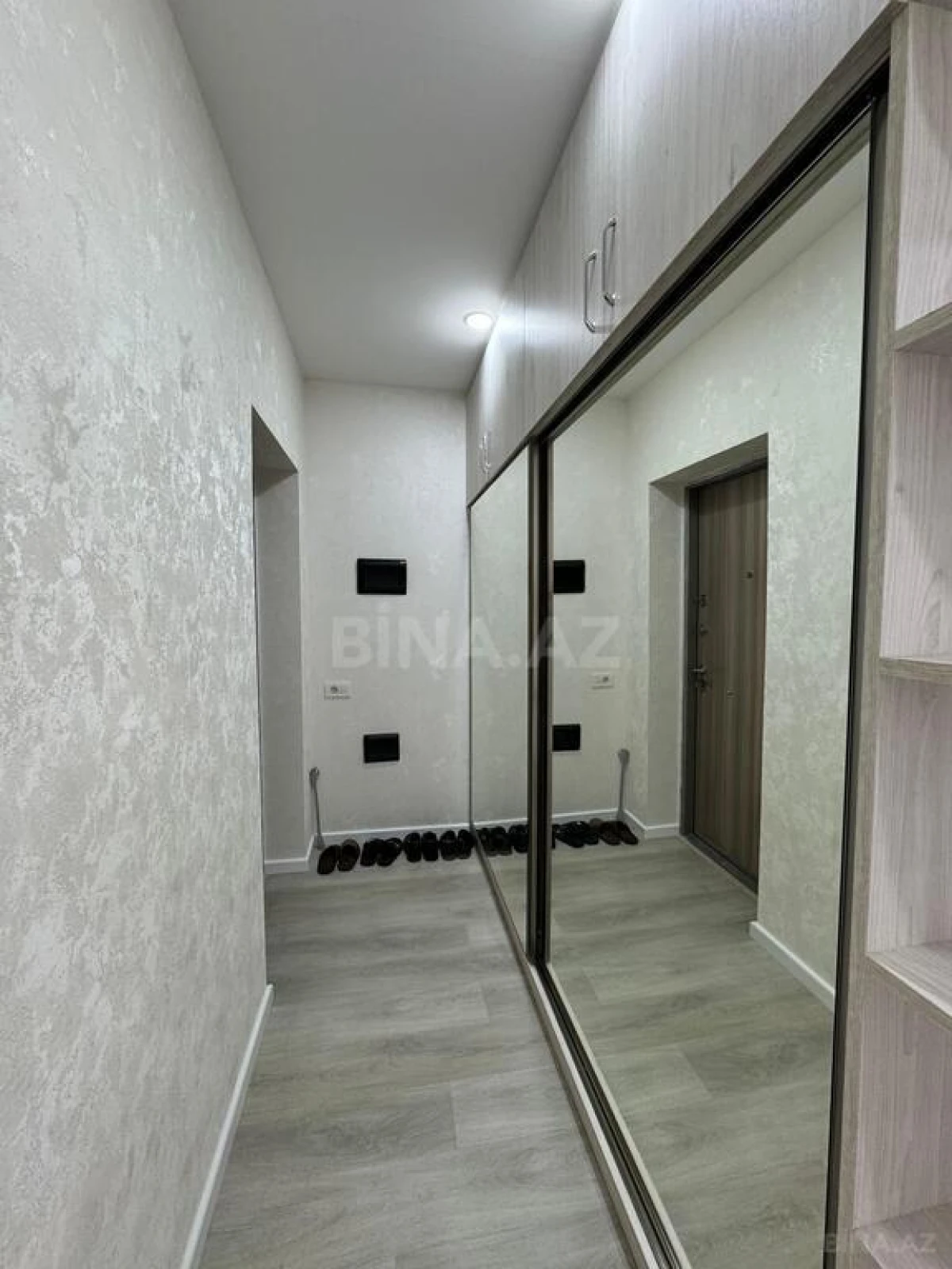 Satılır 2 otaqlı mənzil 53 m²