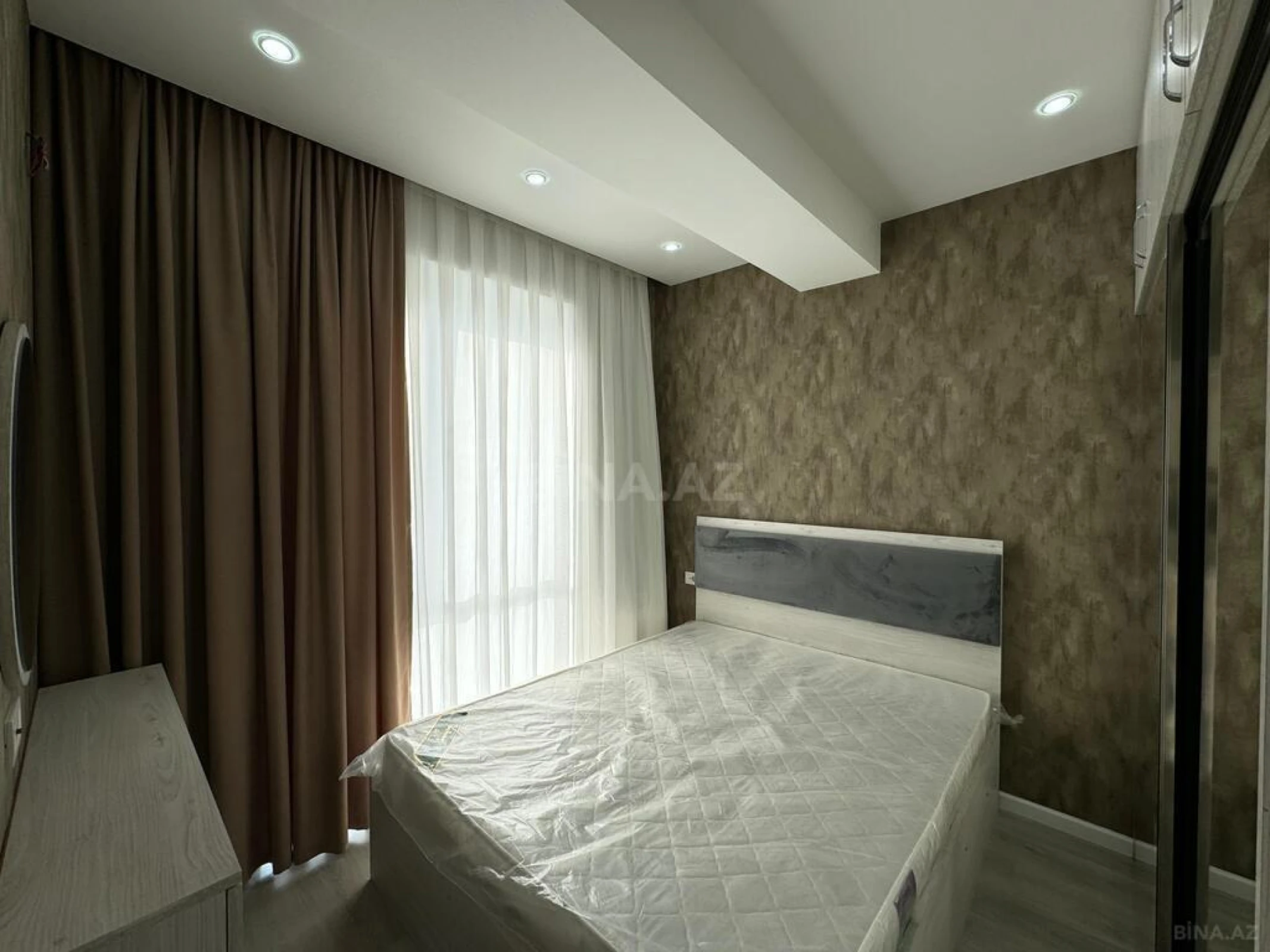 Satılır 2 otaqlı mənzil 53 m²
