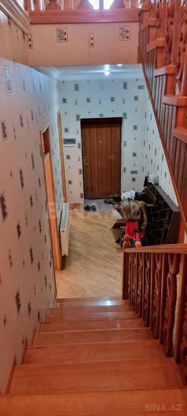 Satılır 7 otaqlı həyət evi 200 m²