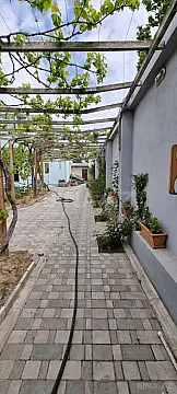 Satılır 7 otaqlı həyət evi 200 m²