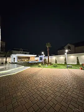 Satılır 7 otaqlı həyət evi 500 m²