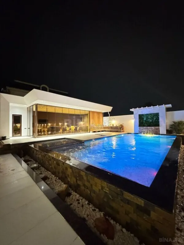 Satılır 7 otaqlı həyət evi 500 m²