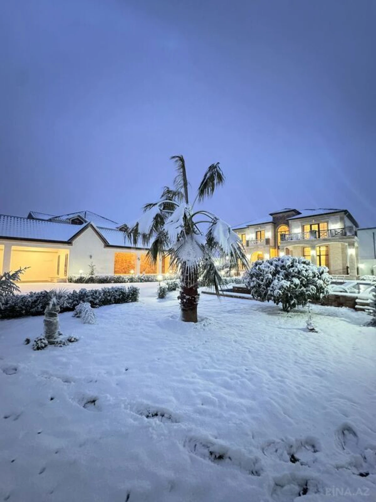 Satılır 6 otaqlı həyət evi 500 m²