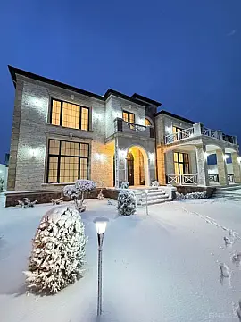 Satılır 6 otaqlı həyət evi 500 m²