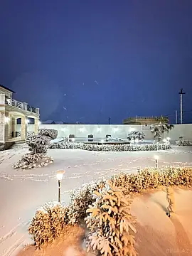 Satılır 6 otaqlı həyət evi 500 m²