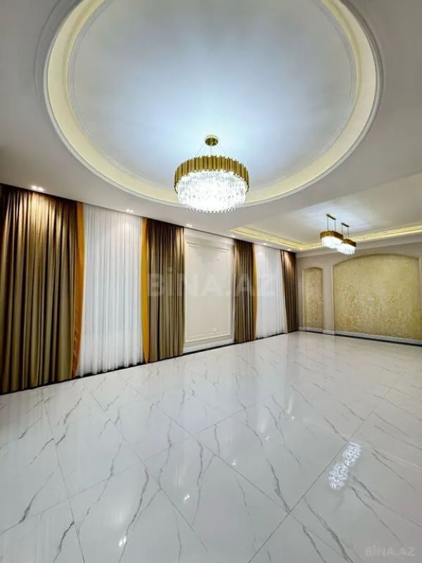 Satılır 6 otaqlı həyət evi 500 m²