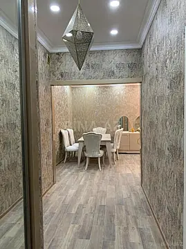 Kirayə verilir 2 otaqlı mənzil 107 m²