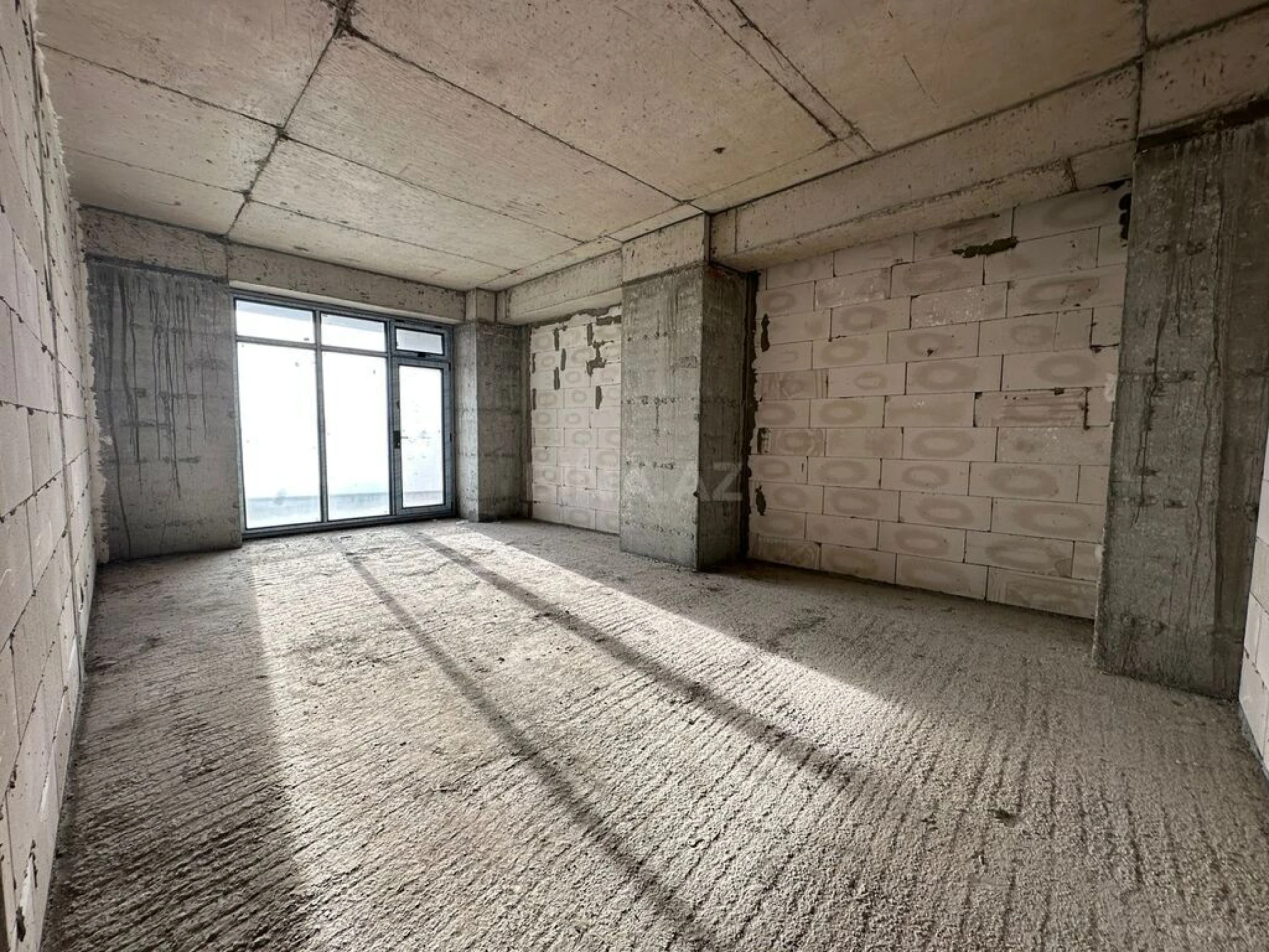 Satılır 1 otaqlı mənzil 48.5 m²