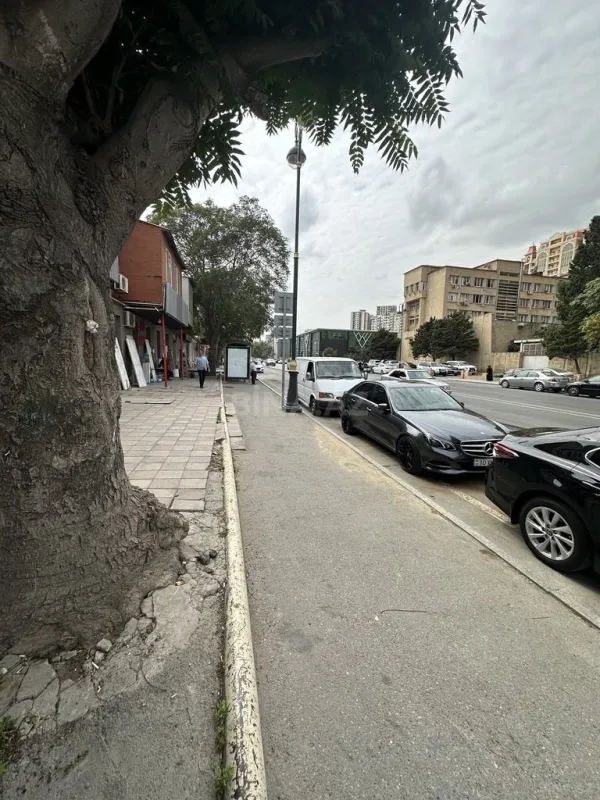 Satılır obyekt 50 m²