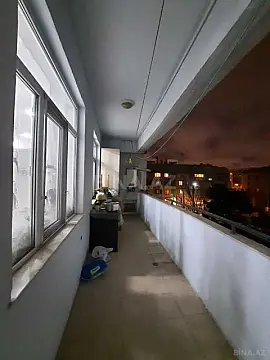 Satılır 4 otaqlı mənzil 171 m²