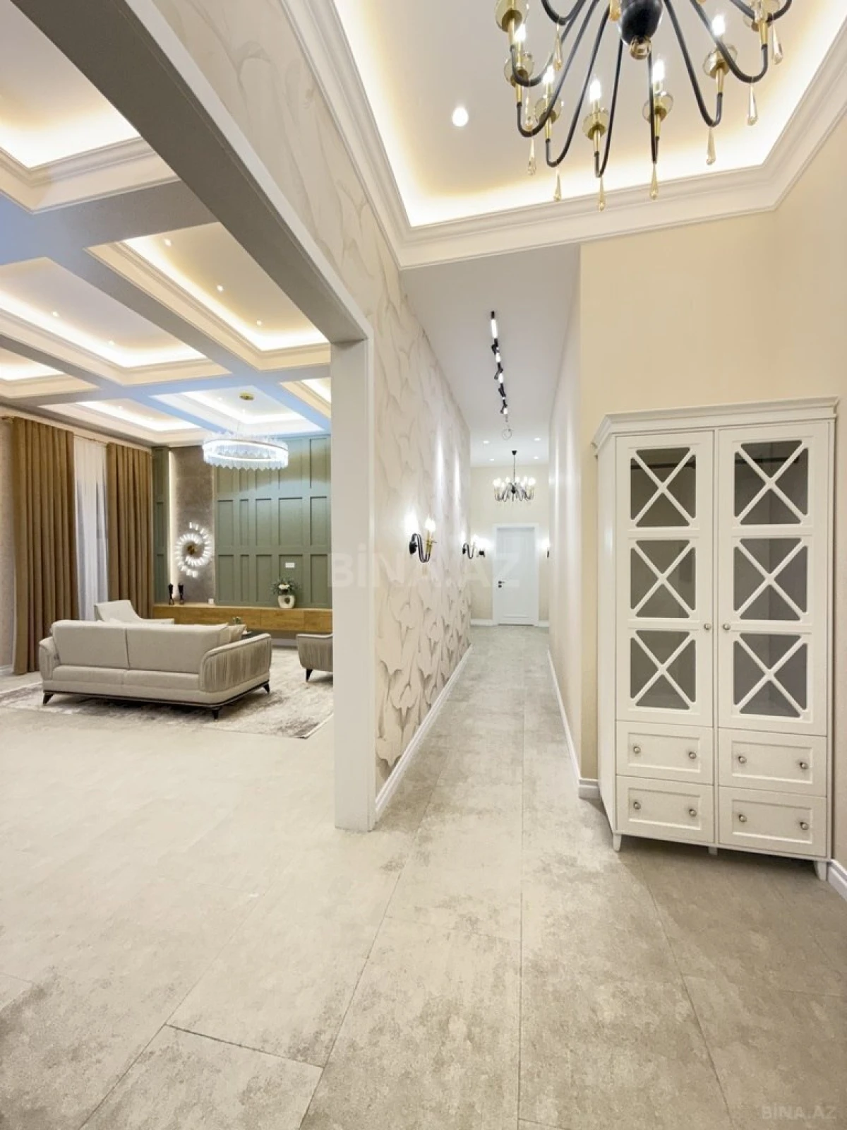 Satılır 4 otaqlı həyət evi 200 m²