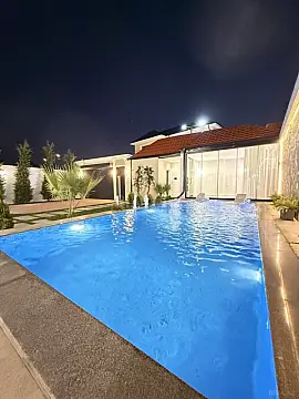 Satılır 4 otaqlı həyət evi 200 m²