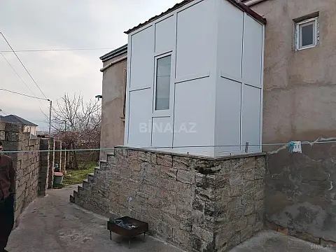 Satılır 3 otaqlı həyət evi 100 m²