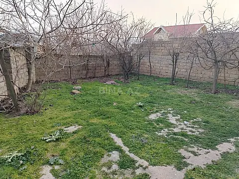 Satılır 3 otaqlı həyət evi 100 m²