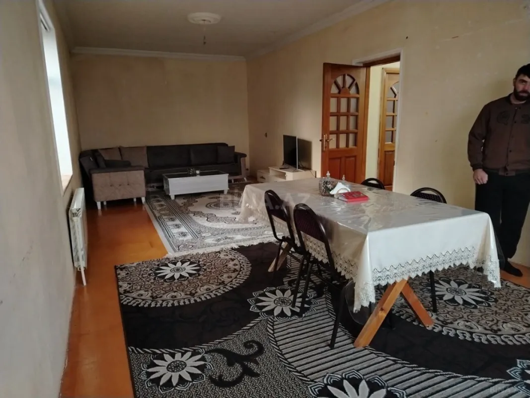 Satılır 3 otaqlı həyət evi 100 m²
