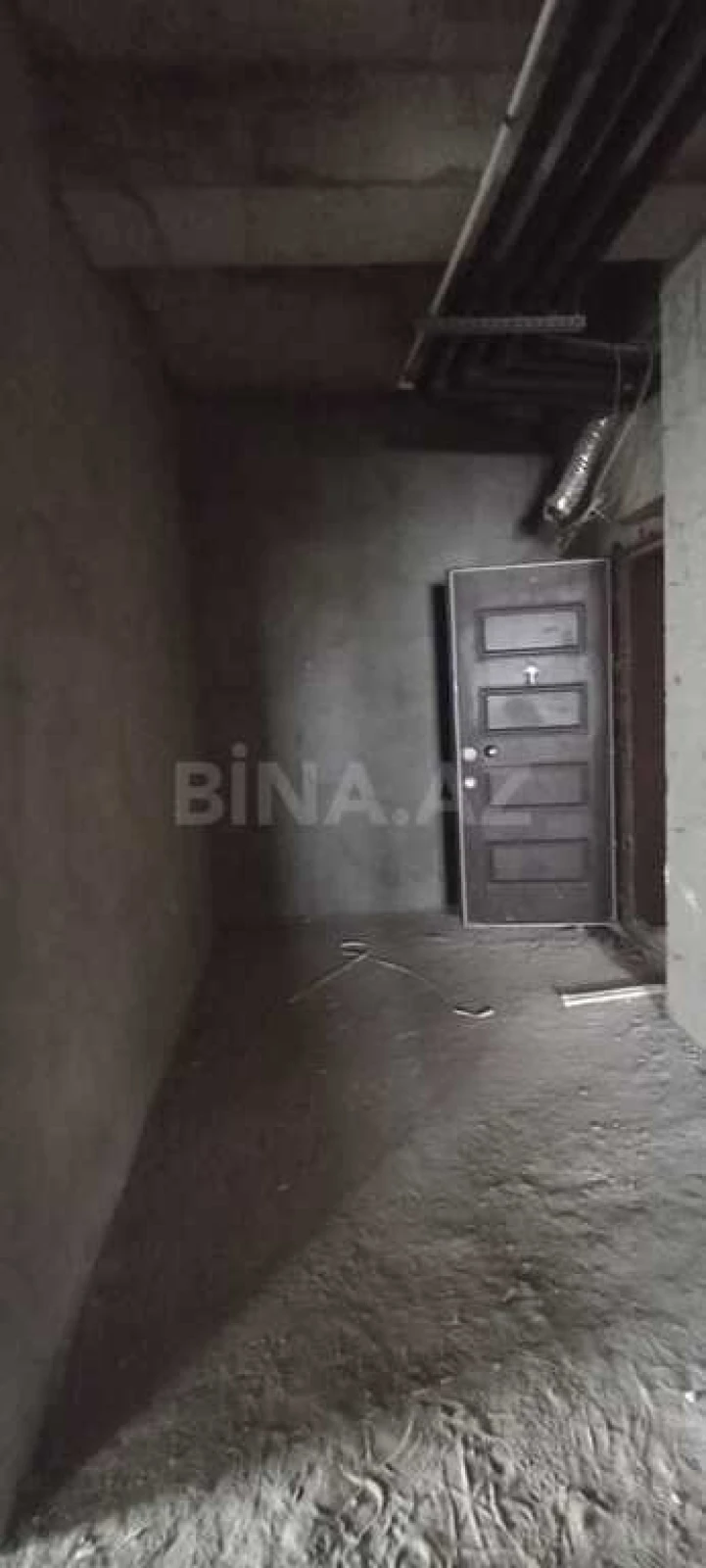 Satılır 4 otaqlı mənzil 185 m²