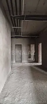Satılır 4 otaqlı mənzil 185 m²