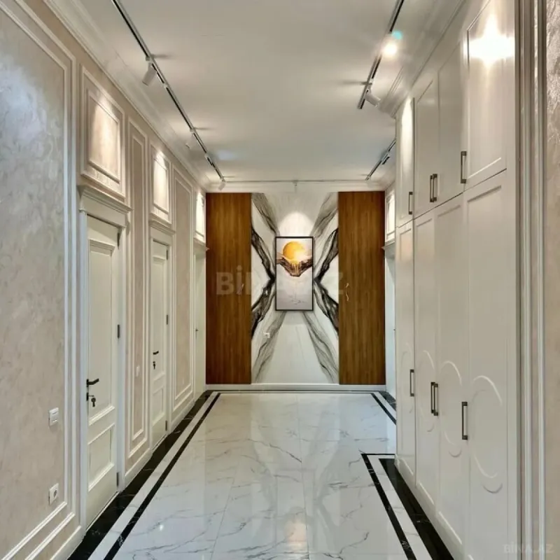 Satılır 4 otaqlı həyət evi 240 m²