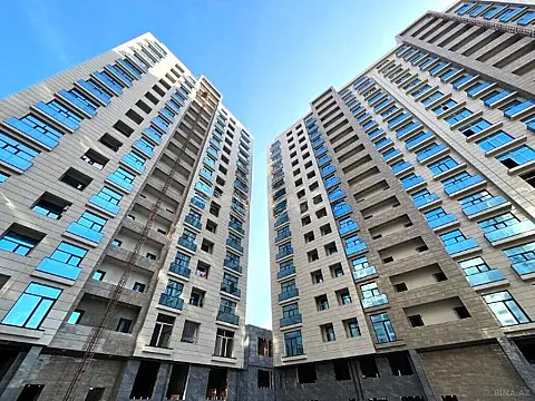 Satılır 4 otaqlı mənzil 196 m² — Bakı 4 otaq 196.00 m²