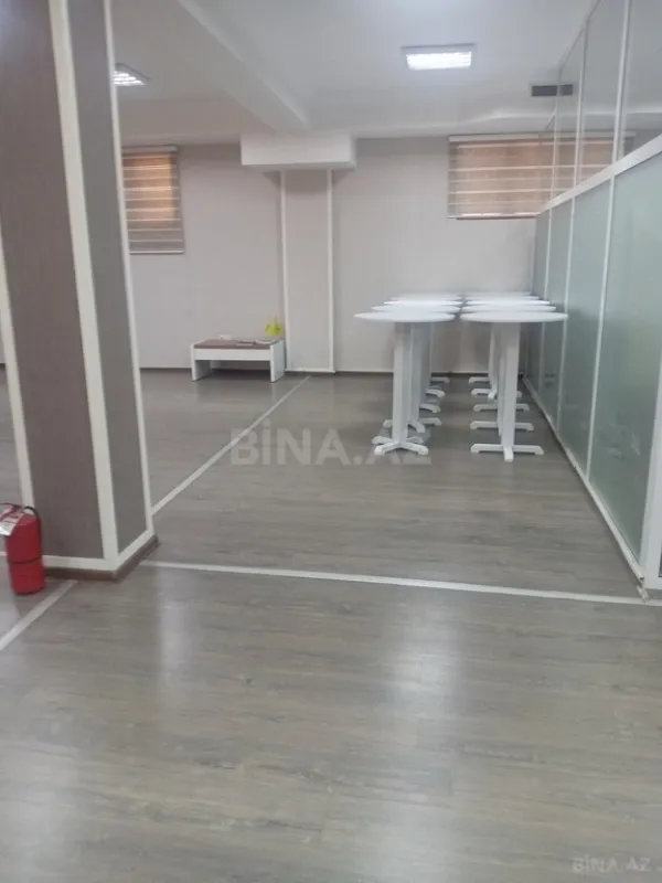 Kirayə verilir 20 otaqlı ofis 2000 m²