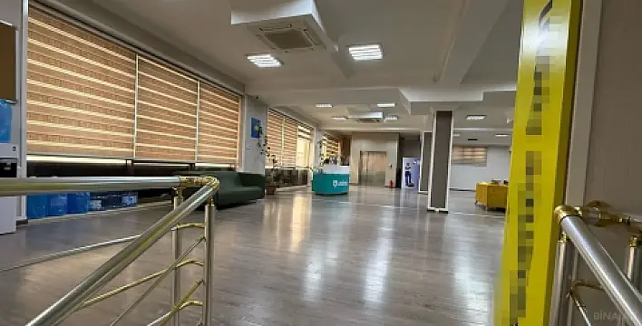 Kirayə verilir 20 otaqlı ofis 2000 m²