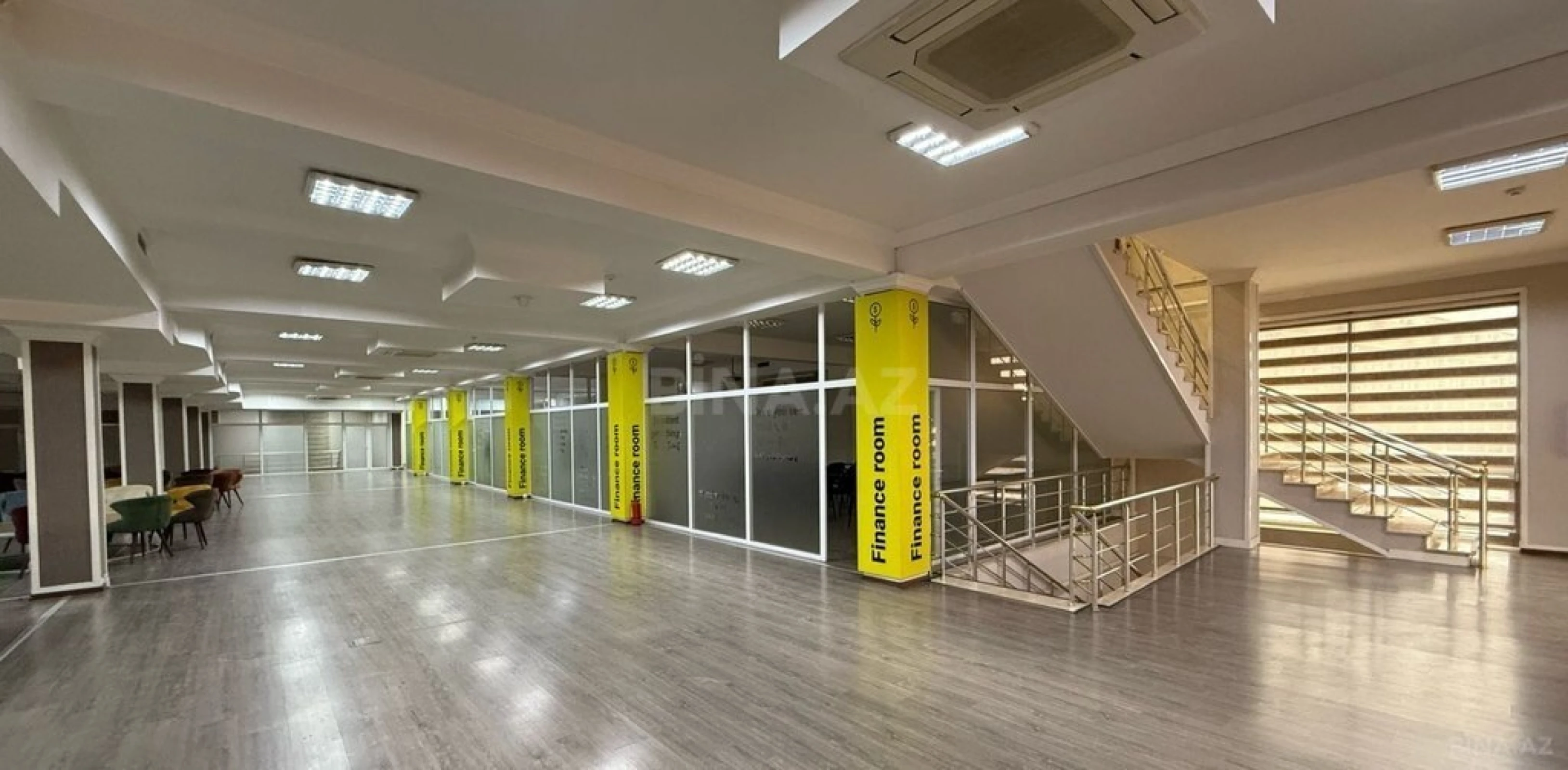 Kirayə verilir 20 otaqlı ofis 2000 m²