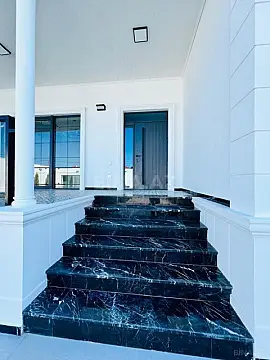 Satılır 4 otaqlı həyət evi 220 m²