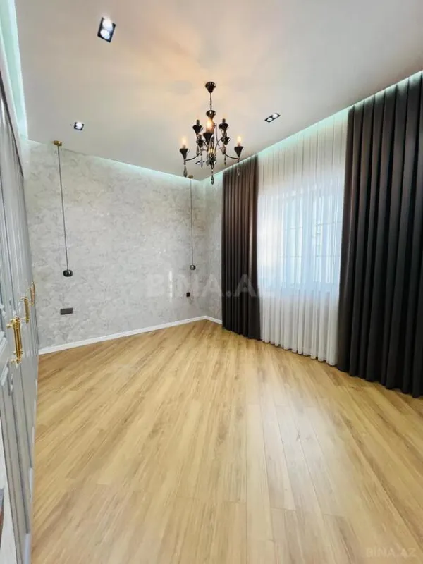 Satılır 4 otaqlı həyət evi 220 m²