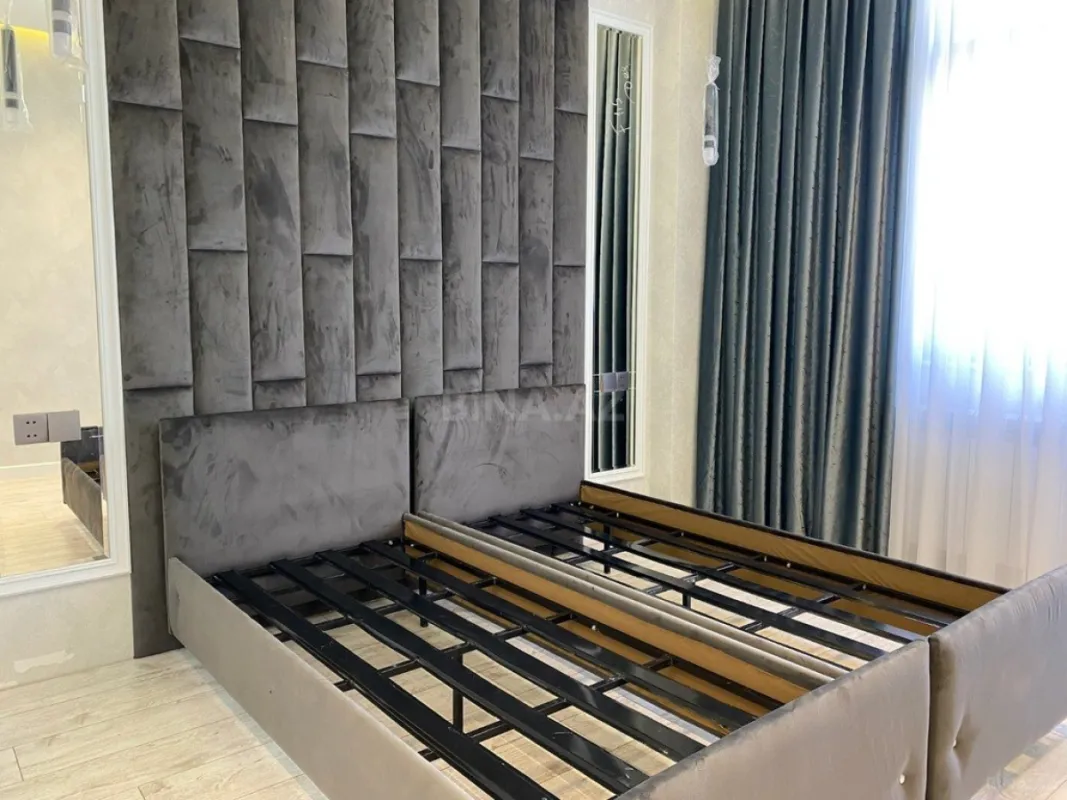 Kirayə verilir 2 otaqlı mənzil 100 m²