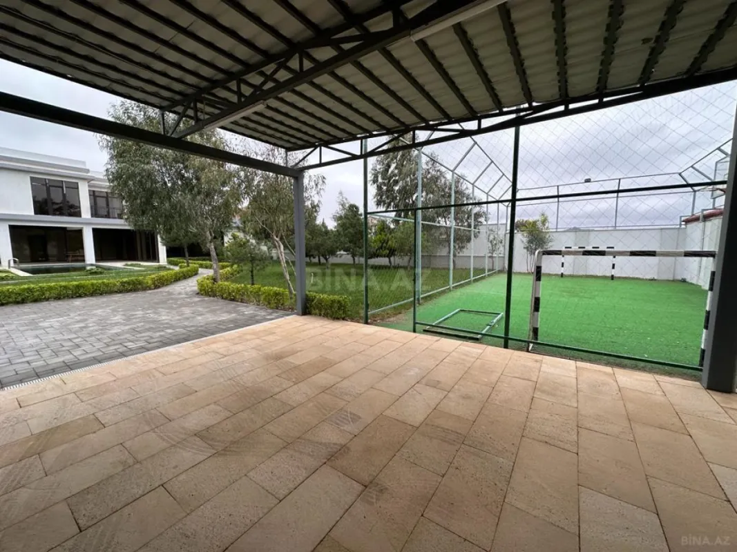 Satılır 6 otaqlı həyət evi 400 m²