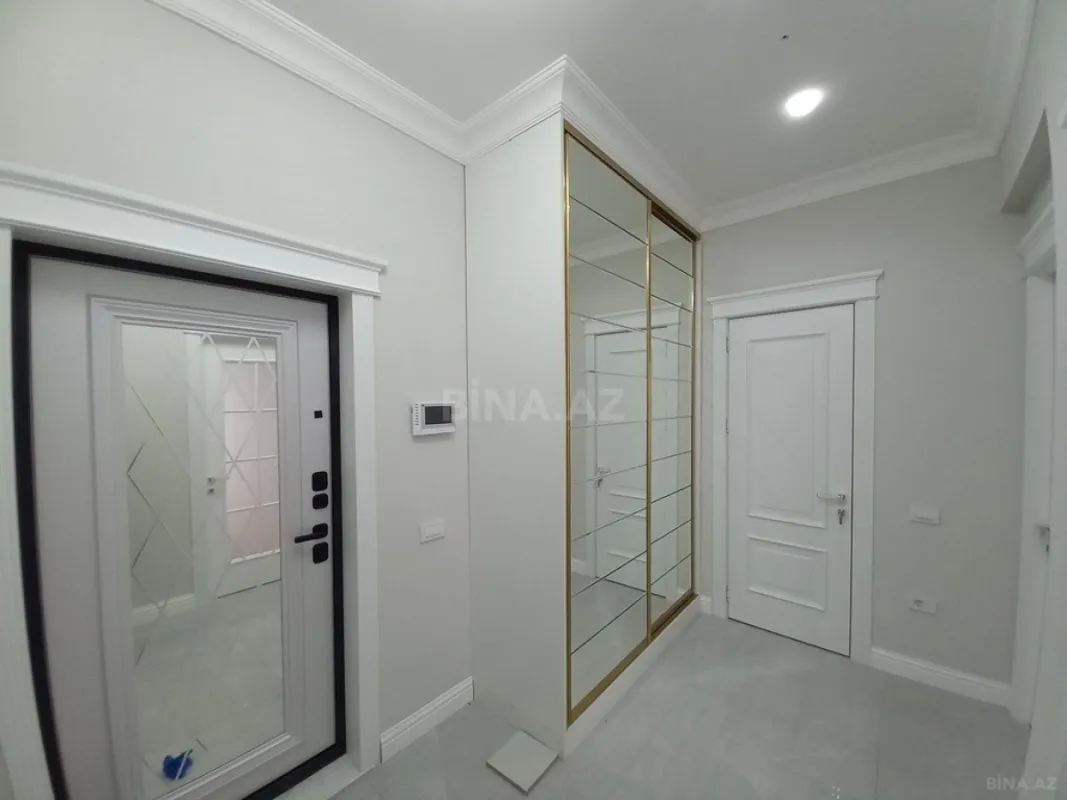 Satılır 3 otaqlı mənzil 77 m²