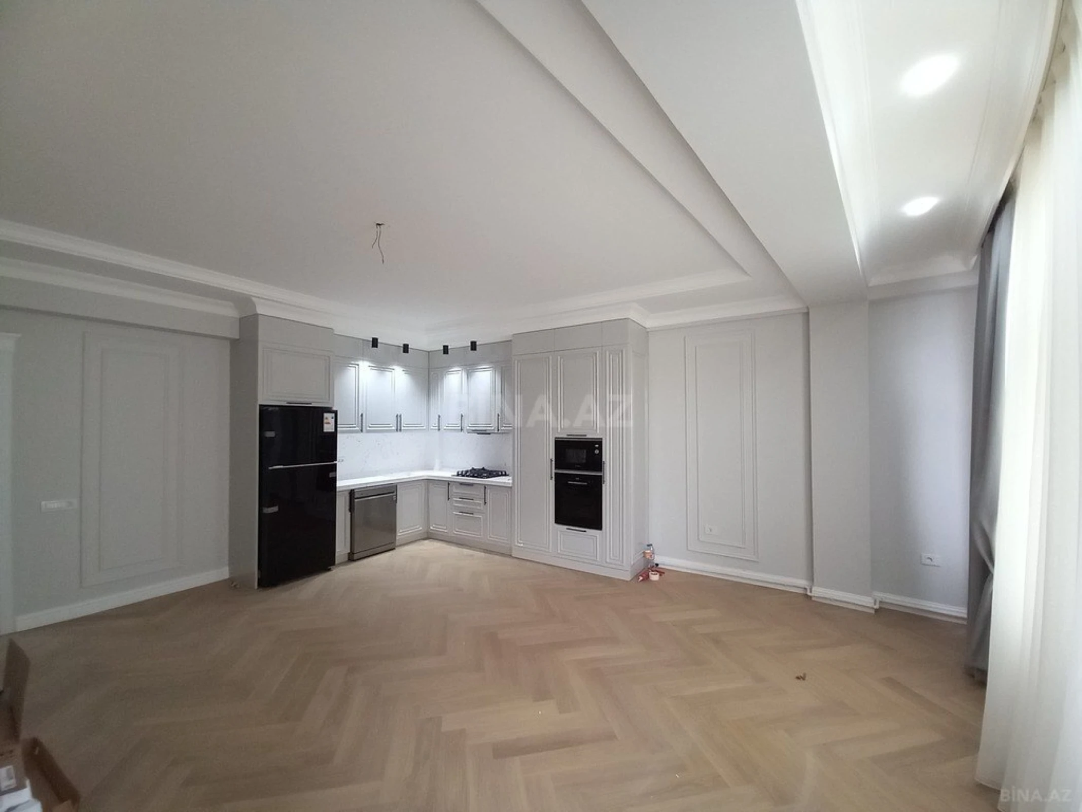 Satılır 3 otaqlı mənzil 77 m²