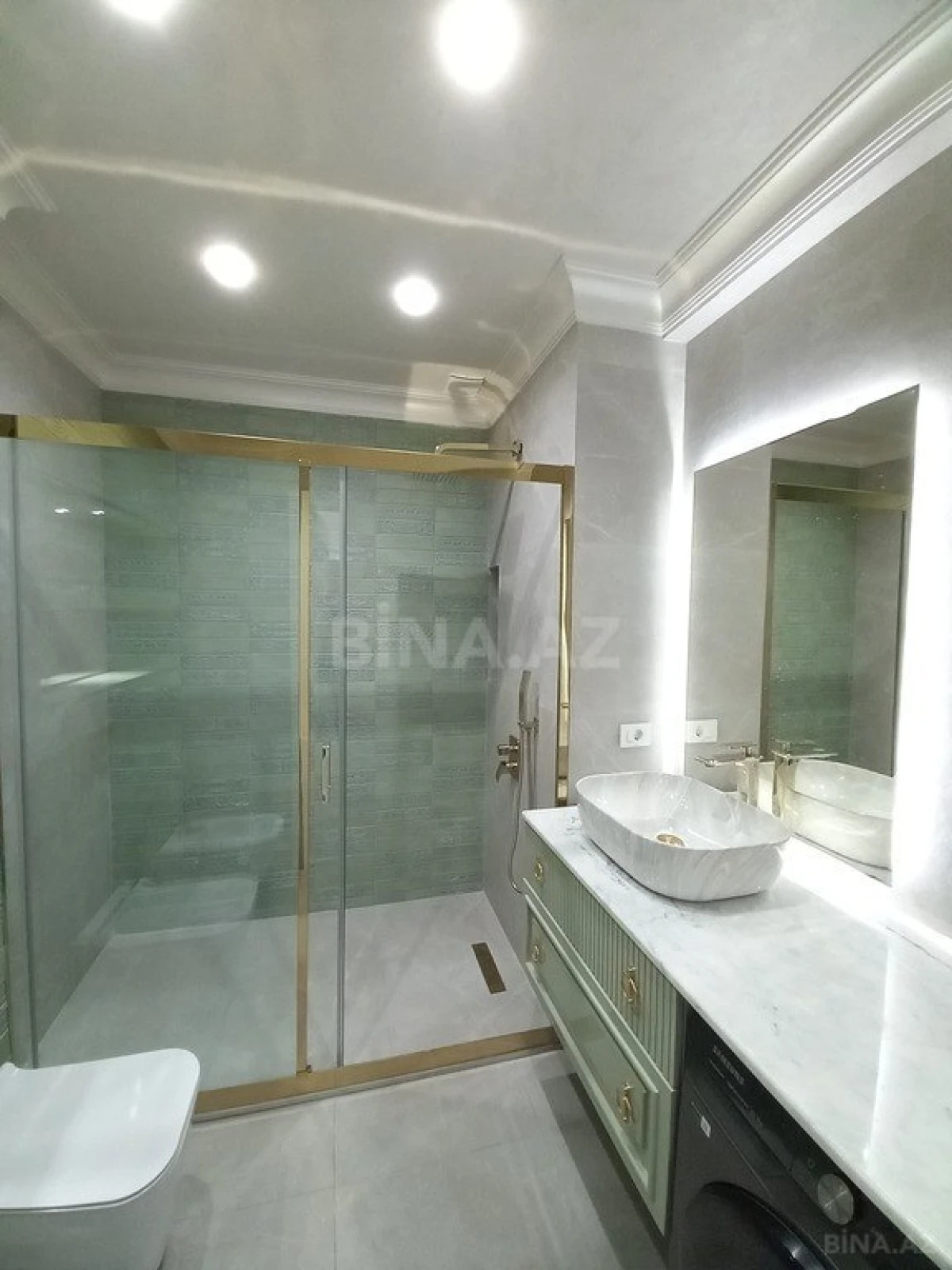 Satılır 3 otaqlı mənzil 77 m²