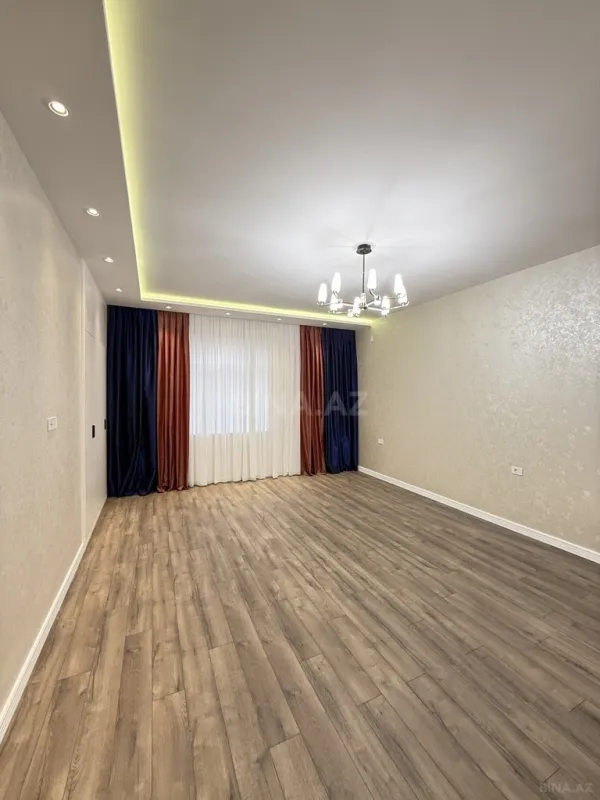 Satılır 6 otaqlı həyət evi 450 m²