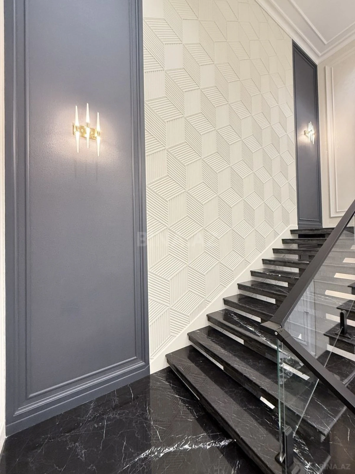 Satılır 6 otaqlı həyət evi 450 m²