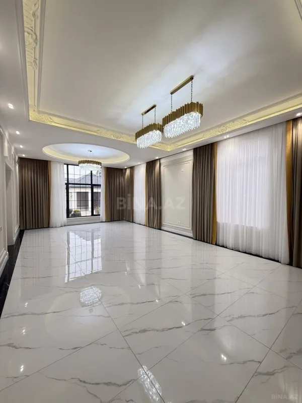 Satılır 6 otaqlı həyət evi 450 m²