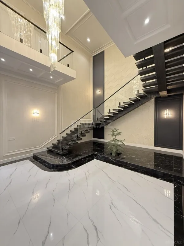 Satılır 6 otaqlı həyət evi 450 m²