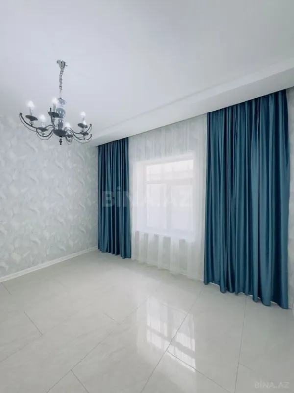Satılır 4 otaqlı həyət evi 135 m²