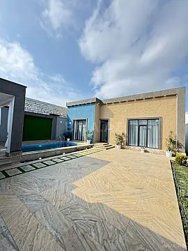 Satılır 4 otaqlı həyət evi 135 m²