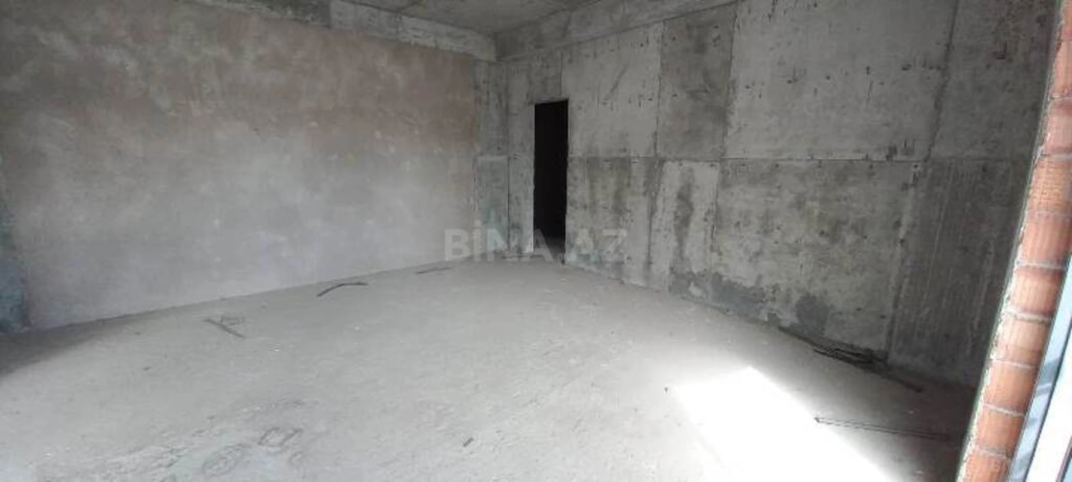 Satılır 3 otaqlı mənzil 163 m²
