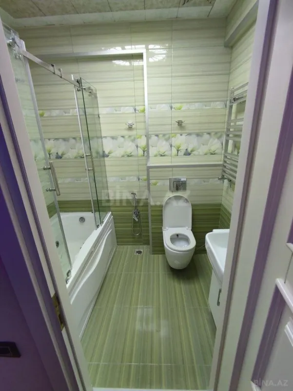 Satılır 3 otaqlı mənzil 140 m²