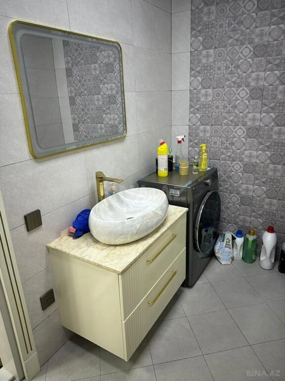 Satılır 6 otaqlı həyət evi 350.5 m²