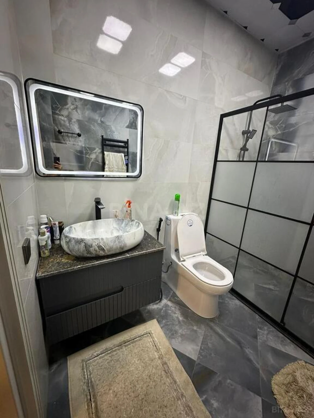 Satılır 6 otaqlı həyət evi 350.5 m²