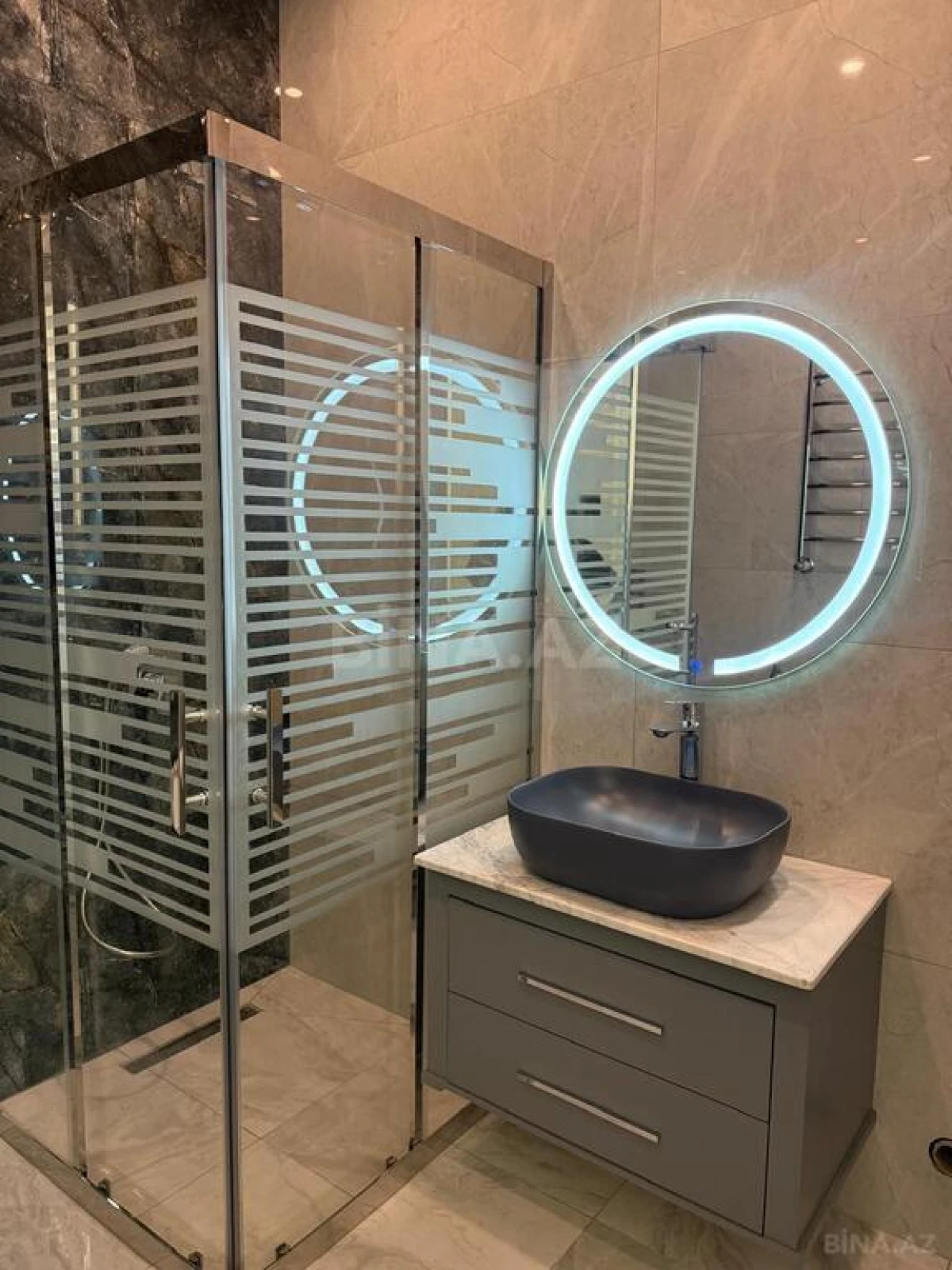 Satılır 2 otaqlı mənzil 94.5 m²