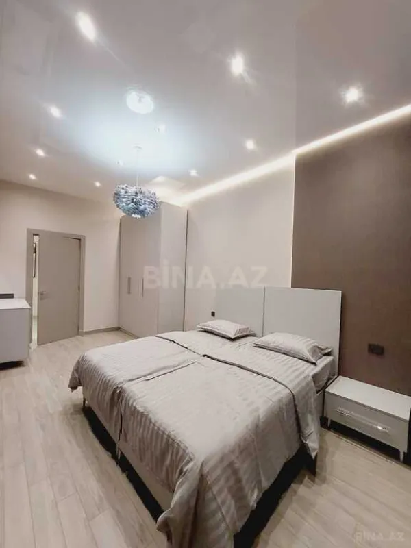 Kirayə verilir 3 otaqlı mənzil 145 m²