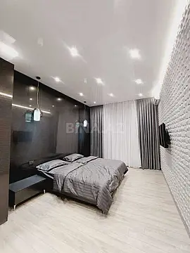 Kirayə verilir 3 otaqlı mənzil 145 m²