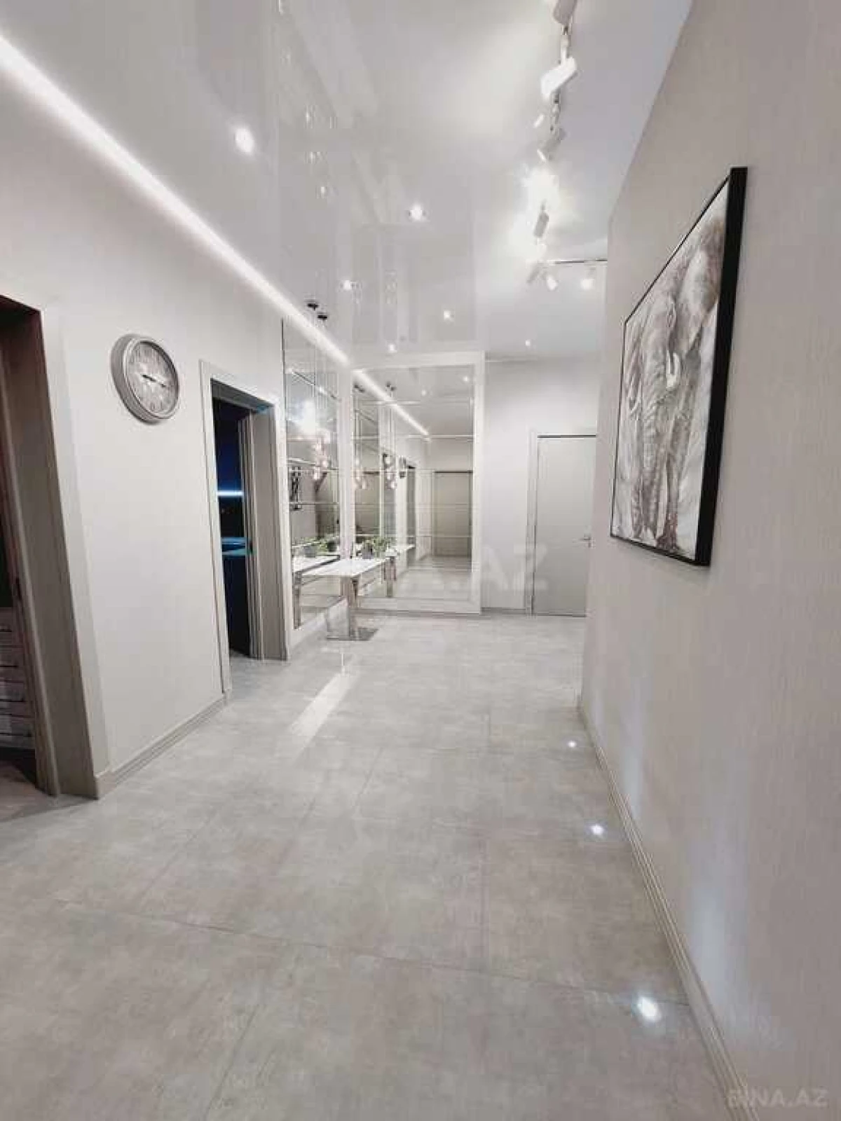 Kirayə verilir 3 otaqlı mənzil 145 m²