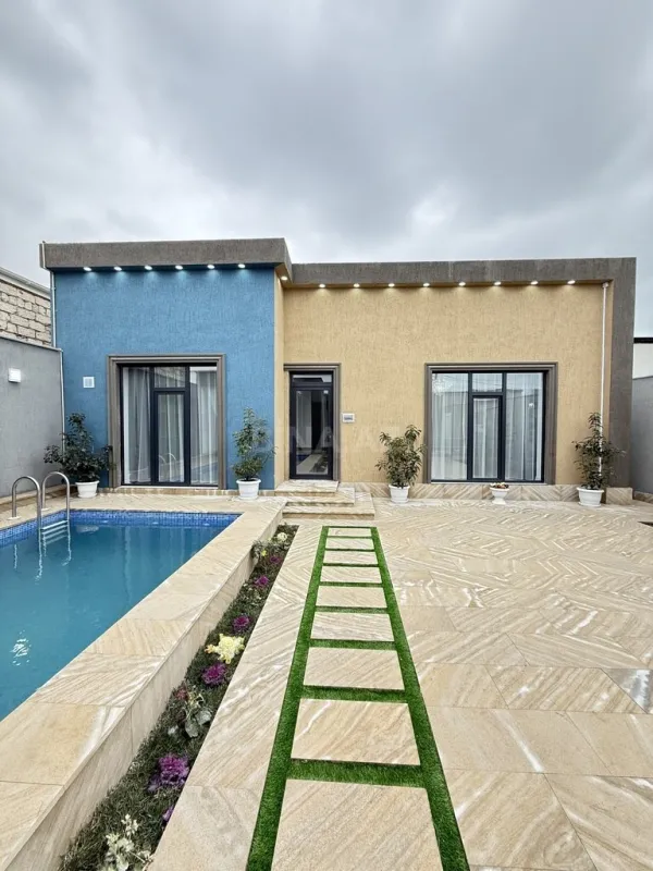 Satılır 4 otaqlı həyət evi 125 m²