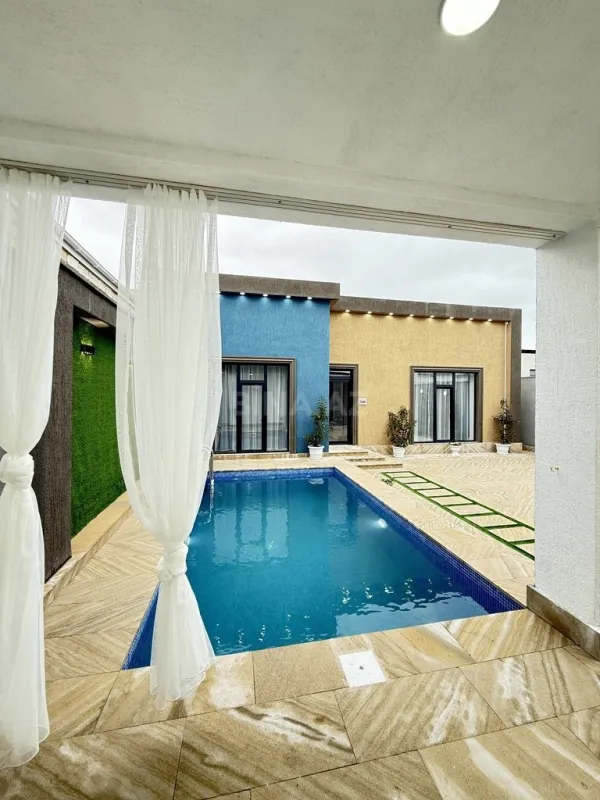 Satılır 4 otaqlı həyət evi 125 m²